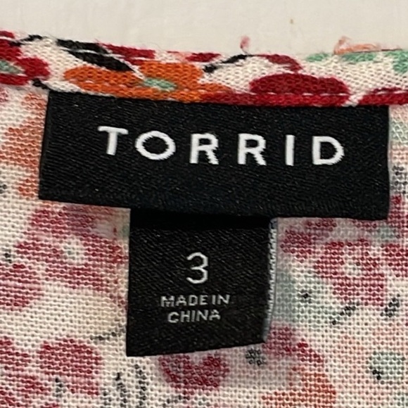 3X Torrid Floral Patterned Textured Mini Skater Dress - Picture 6 of 15